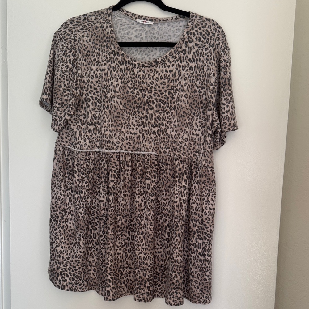 GeeGee Leopard Print Women's Top